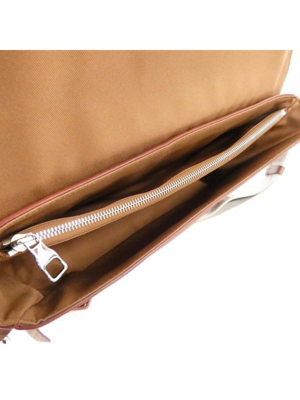 Louis Vuitton Epi XL Montsouris Shoulder Bag - Picture 7 of 8
